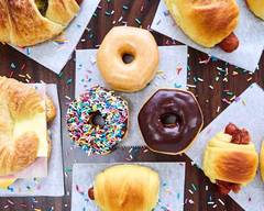 Lickin Good Donuts (8600 Cottage Hill Rd)