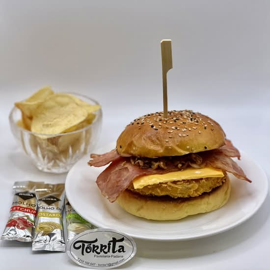 Hambúrguer de Frango e Bacon