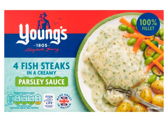 Young's Fish Steaks in a Creamy Parsley Sauce (4 pack)