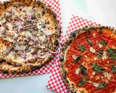 Lala's Neapolitan-ish Pizza (Everett)