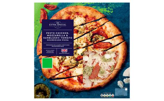 Asda Extra Special Pesto Chicken, Mozzarella & Sunblush Tomato Sourdough Pizza 487g