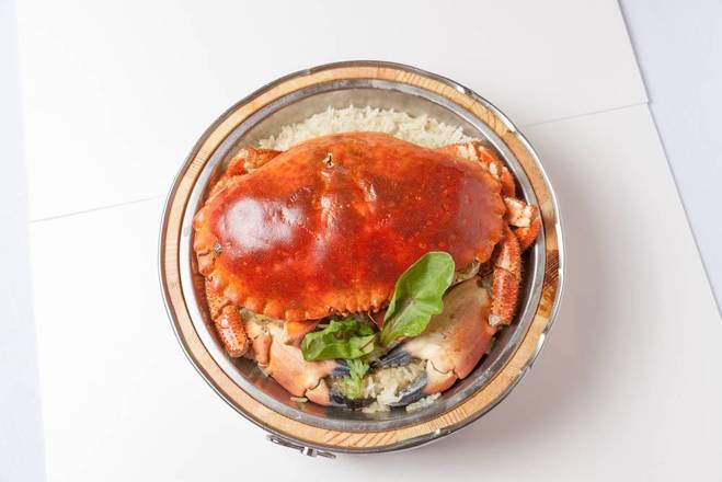 Steamed Glutinous Rice with Garlic Crab Meat 蒜茸肉蟹蒸糯米飯