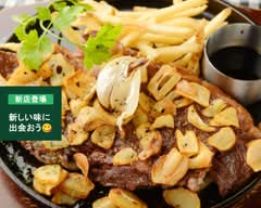 【魅惑のにんにく料理とステーキ】ガーリックマニア