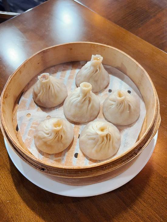 Shang Hai Soup Dumplings (6) 上海小笼包(原味)(六粒) | Postmates