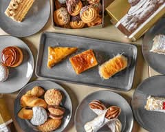 Yiannis Pantheon Cakes