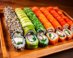 Sushi Go And  Rolls
