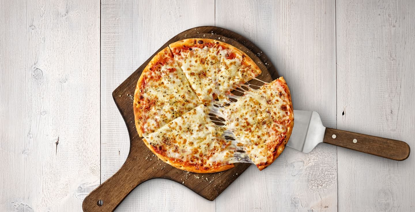 Stone Fired Pizza 4 Cheese