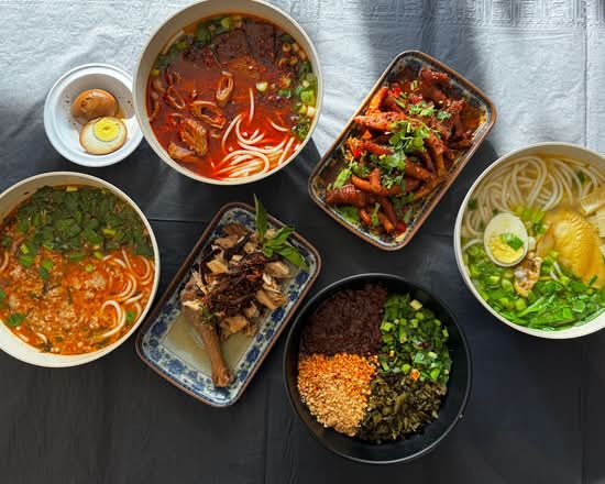 Wei’s YunNan Rice Noodles 云南魏道豆花米线