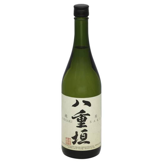 Yaegaki Junmai Sake (750 ml)
