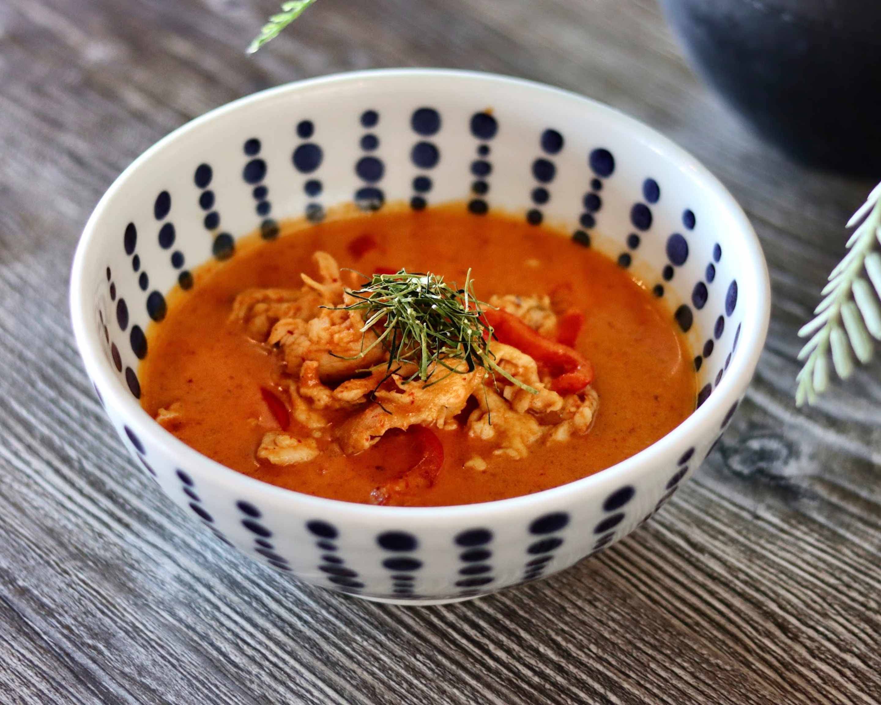 Must be Thai (Stevens Creek Blvd) Menu Santa Clara • Order Must be Thai (Stevens  Creek Blvd) Delivery Online • Postmates