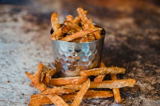 SWEET POTATO FRIES (+1.00) (VE)