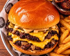 Brutus Burger Sandwich Experiences (2600 Jona Gold Blvd)