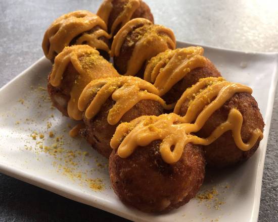 Takoyaku w/ Curry Cheese