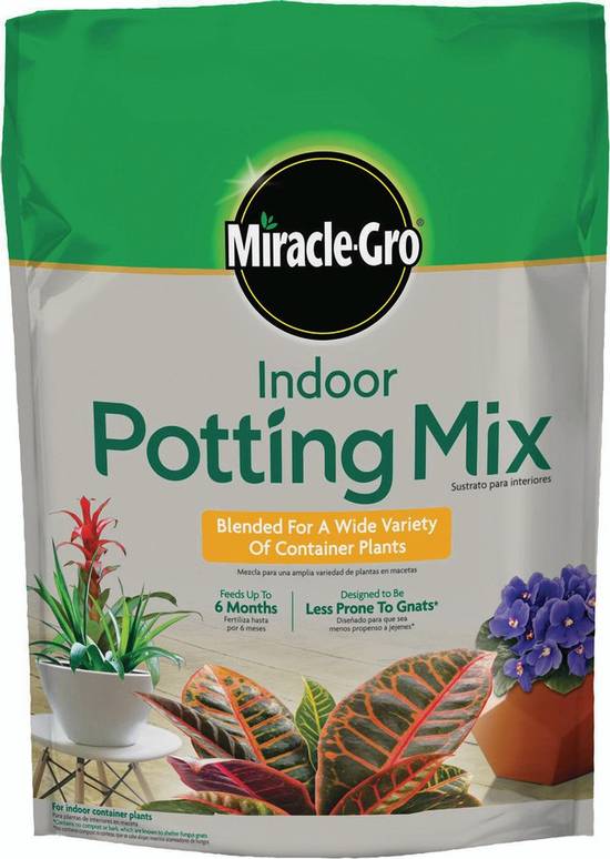 Miracle-Gro Indoor Potting Mix (6 quarts)
