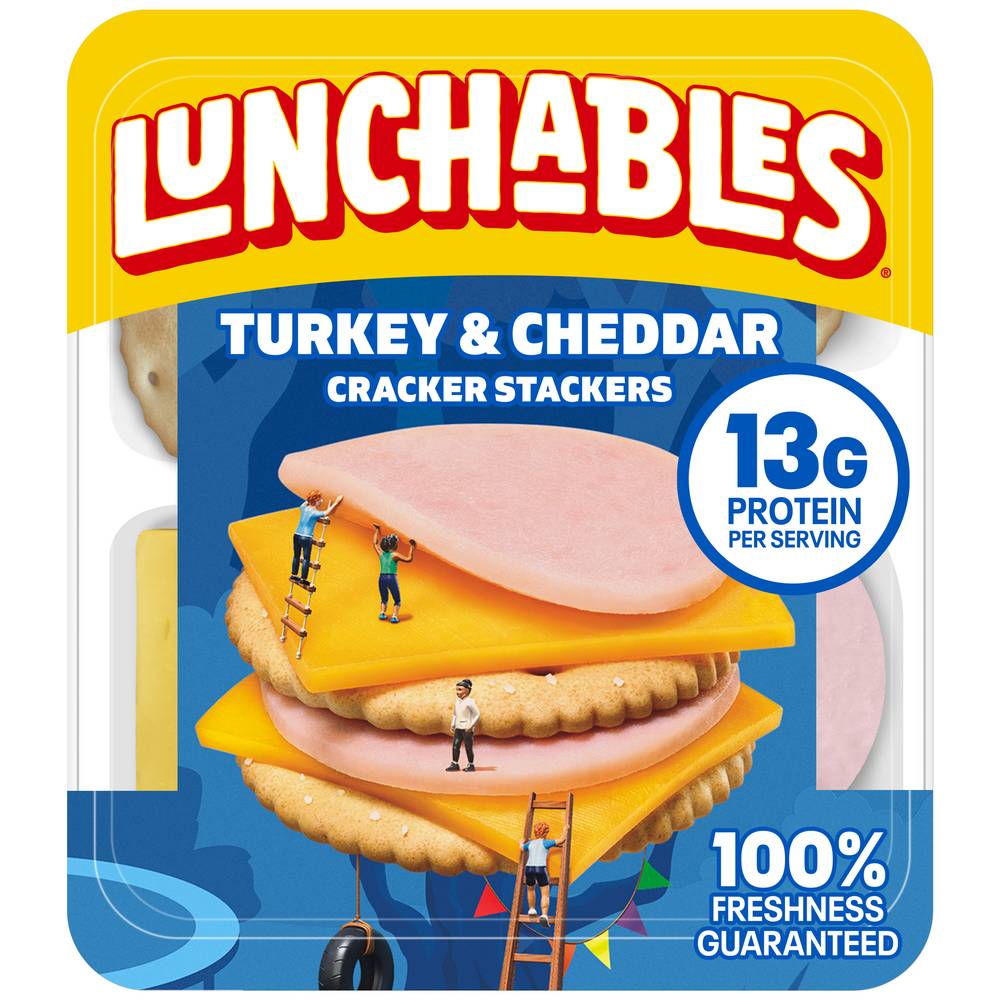 Lunchables Cracker Stackers (turkey & cheddar)