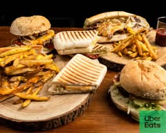 🍔 Le Camion Rouge Burgers! (Laroche)