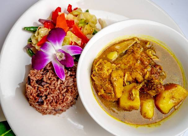Order Curry Chicken food online from Taste Of The Caribbean store, Los Angeles on bringmethat.com
