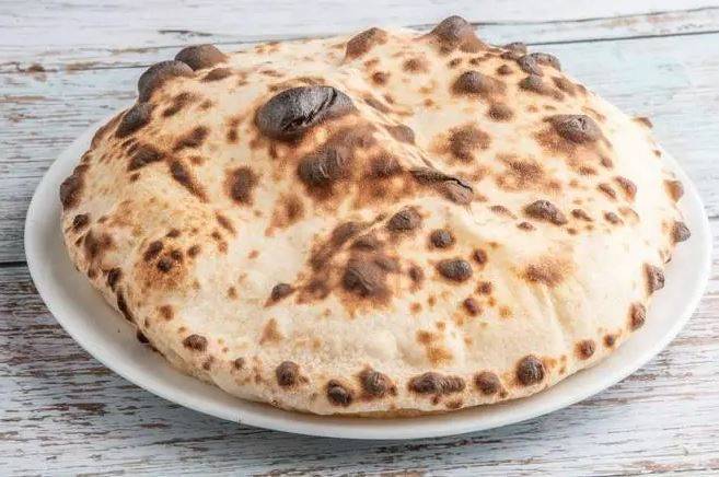 Cheese naan