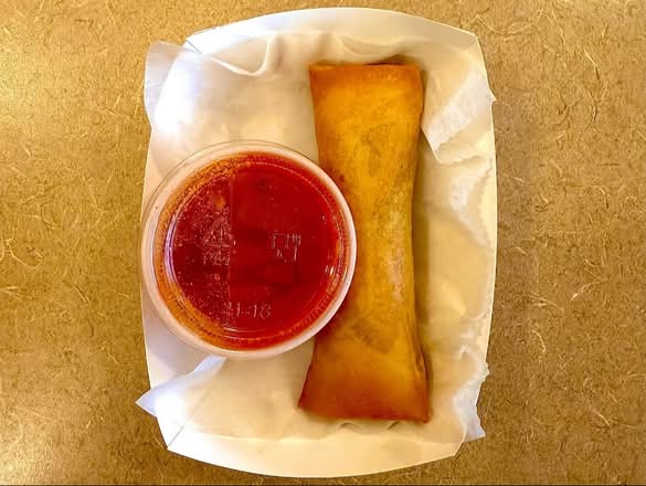 Crispy Pork Egg Roll (1 pc)