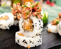 A Bocados Sushi RD.
