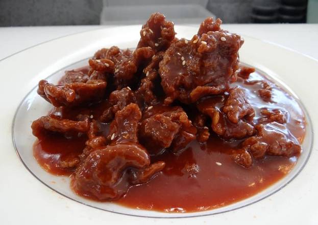 SPICY CRISPY BEEF (WITH SAUCE)