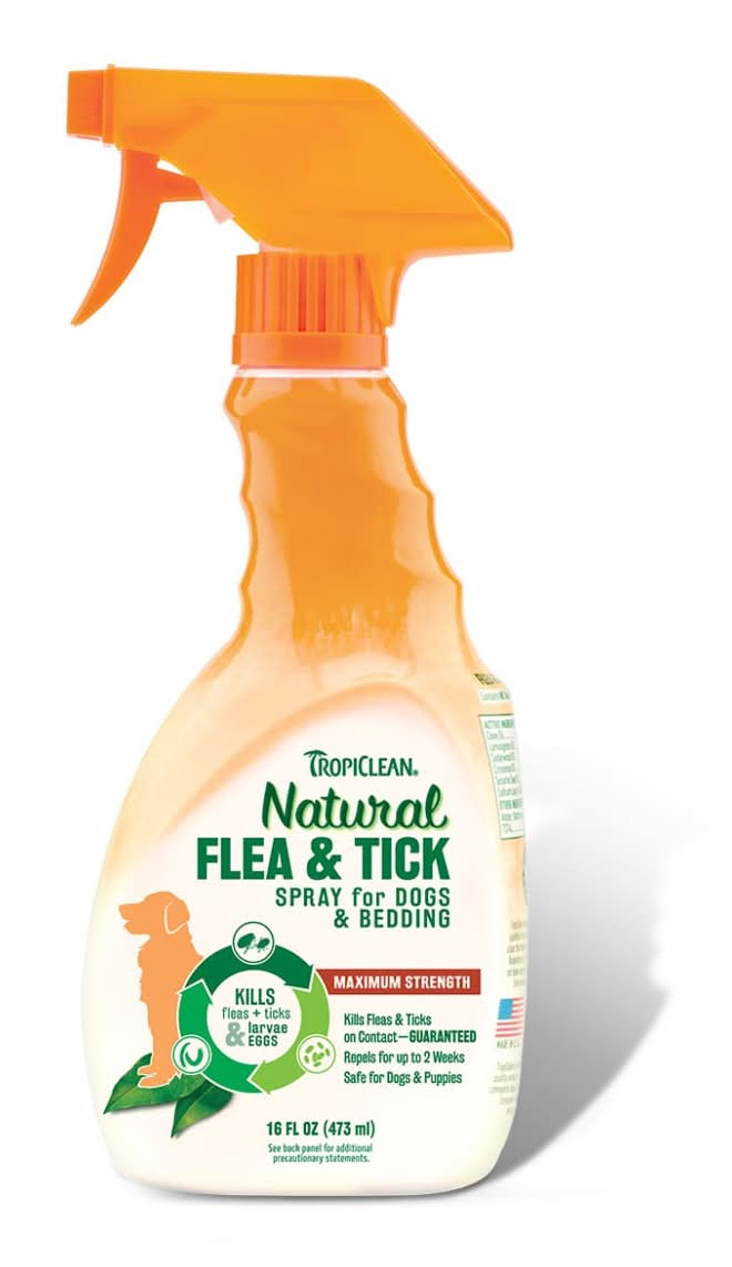 TropiClean Natural Flea & Tick Spray for Dogs & Bedding (16 fl oz)