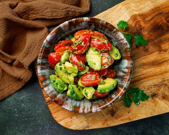 Tomates Cerises et Avocat