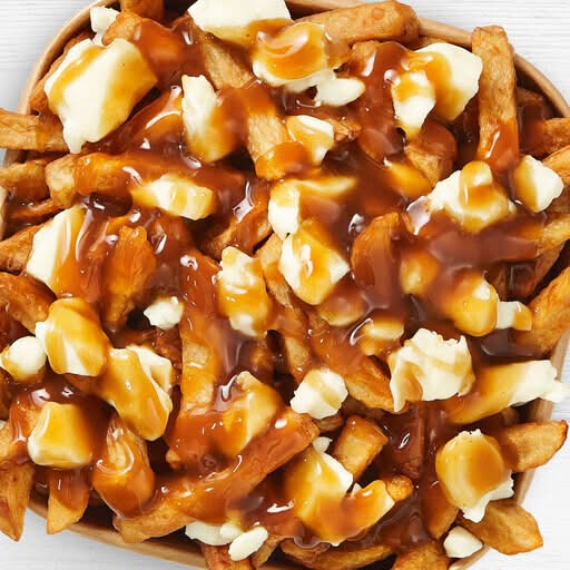 Poutine du Québec / Quebec's famous poutine / Poutine du Québec