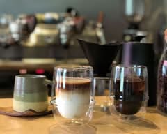 エスプレッソ＆ドリップ Cafe by.壱参伍