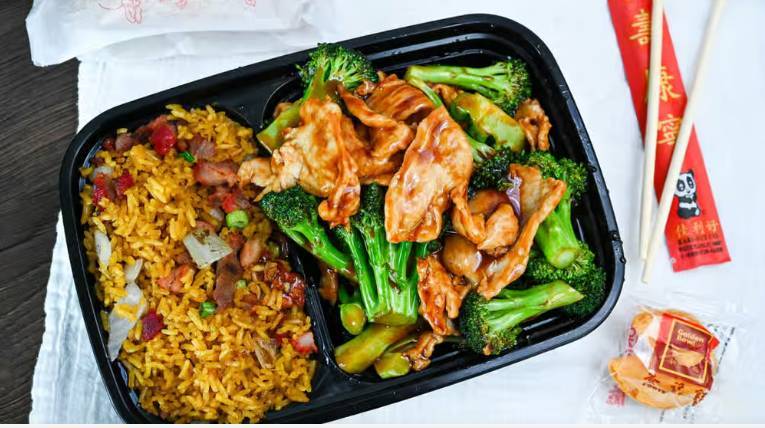 C3. Chicken with Broccoli Combo Platter (buy 1 get 1)