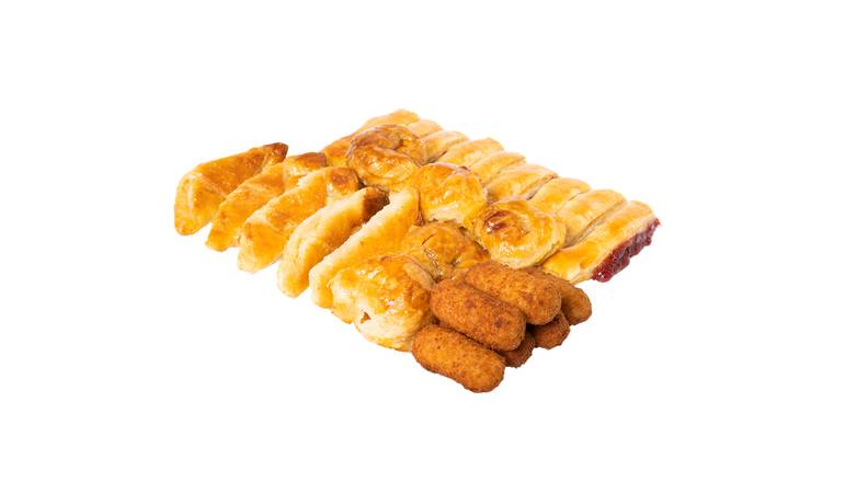 Tray of Pastelitos y Croqueticas 25 pcs