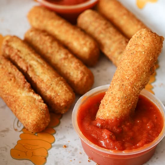 MOZZARELLA STICKS