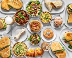 Café Eevee (1251 Rue St-Zotique)