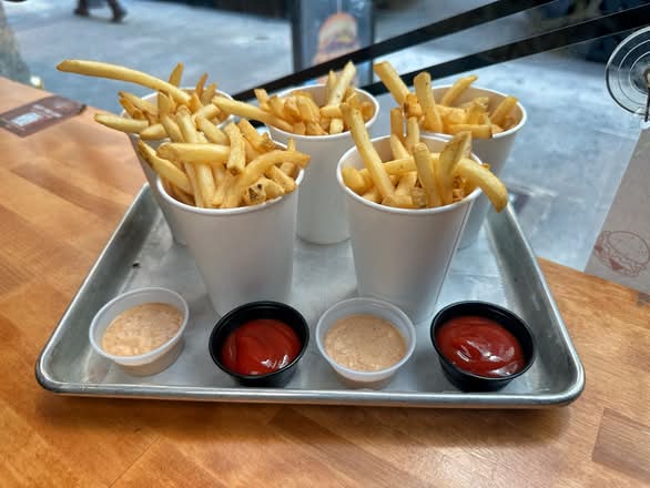 Handcraft Burgers and Brew photo 3