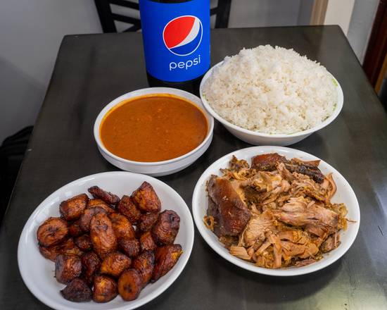 Combo #4 One pound of roast pork (PERNIL)
