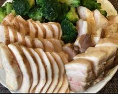 鶏ムネ肉とブロッコリー食堂to角煮