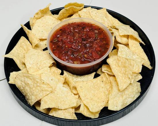 Chips w. Fire Roasted Salsa (8 oz)