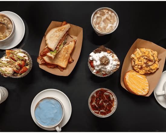 Legends Café & Creamery (620 Broadway)