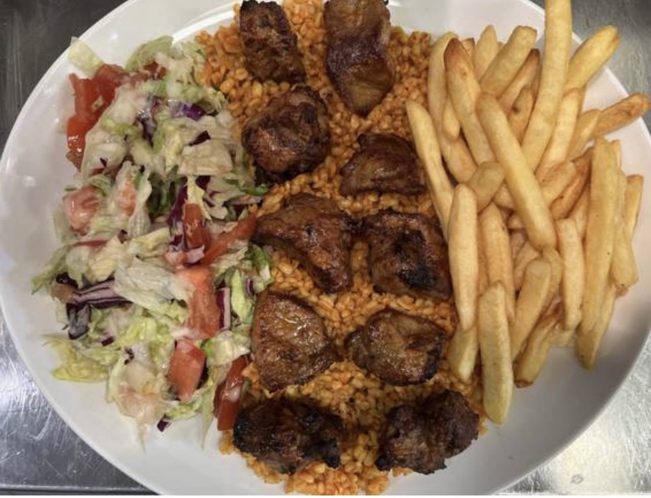💙💜Assiette brochette d'agneau💚🩵