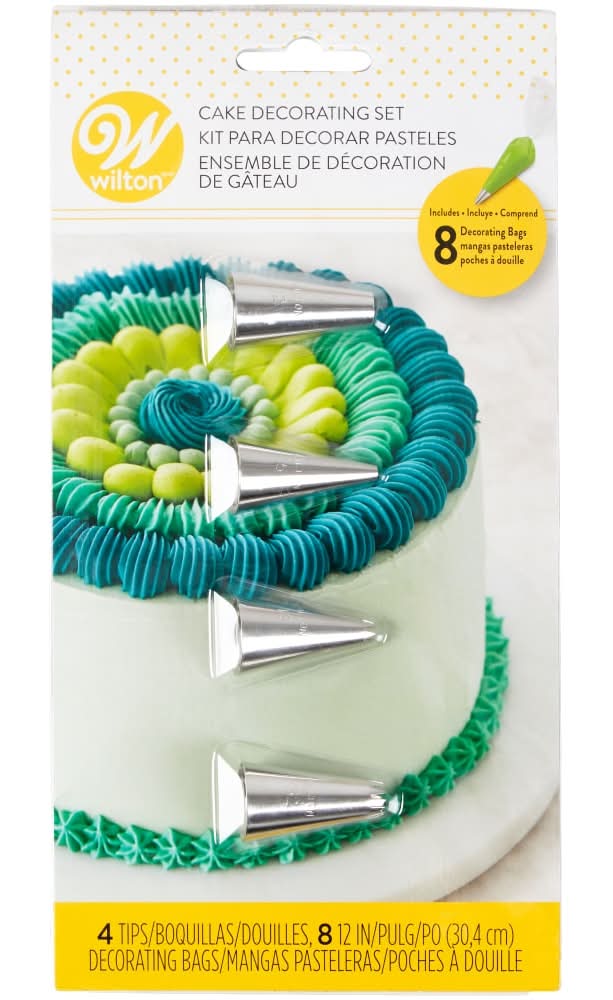 Wilton Cake Decorating Set (12 ct)