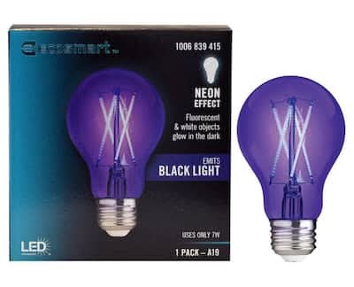 Ecosmart 40-Watt Equivalent A19 Blacklight Ultraviolet Glow In The Dark Led Light Bulb (1-Pack)