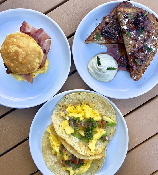 Garden Square (2400 Bull Street, Suite 6)