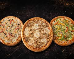 Midnight Pizza's-Croisettes