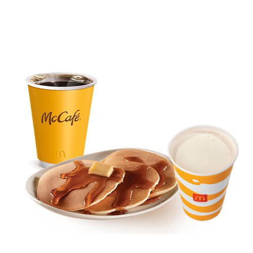 Hot Cakes + Malteada Vainilla + Café Grande