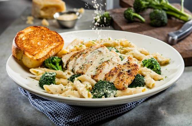 Grilled Chicken Alfredo | Postmates