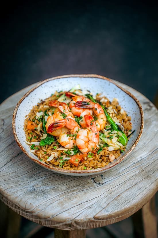 Nicolau veggie rice + proteína à escolha