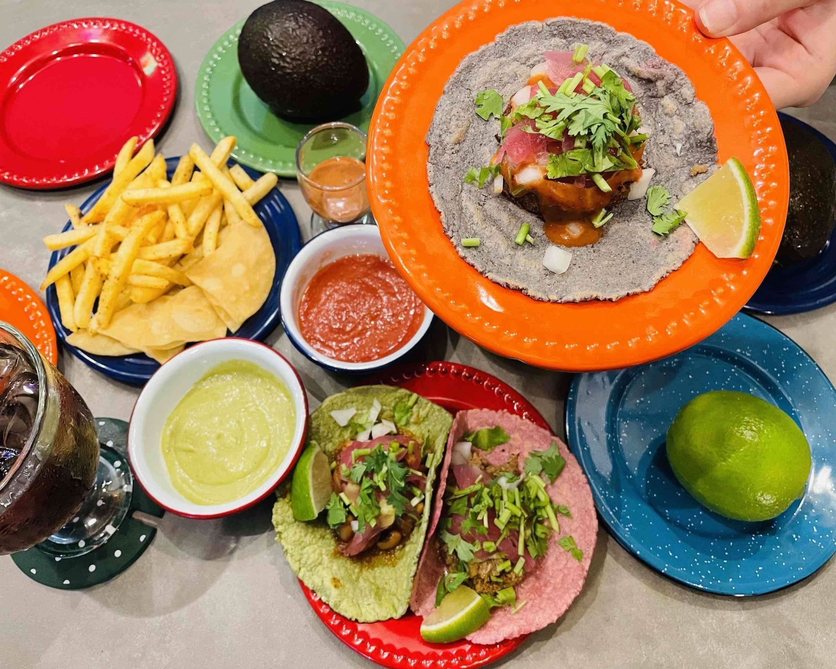 タコス・トラップ tacos trap' delivery & takeaway menu | Uber Eats