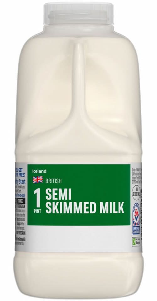 Iceland British Semi Skimmed Milk (568ml)