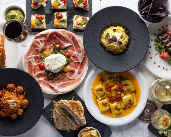 Bollicine & Co. Champagne Bar