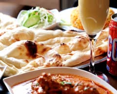 タズヌール商店 ユーシャ ハラル レストラン